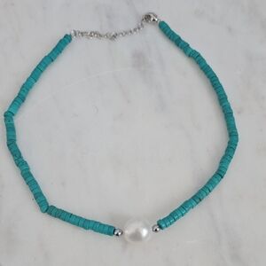 Turquoise Beaded Necklace with Pearl Accent